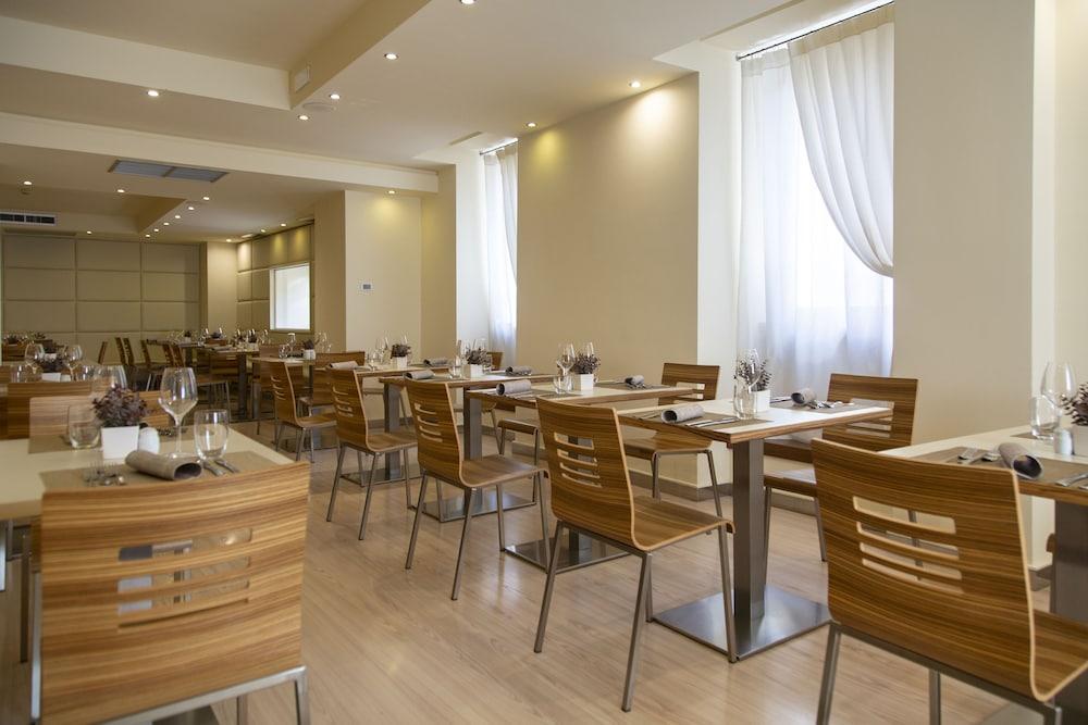 Antico Borgo 4*