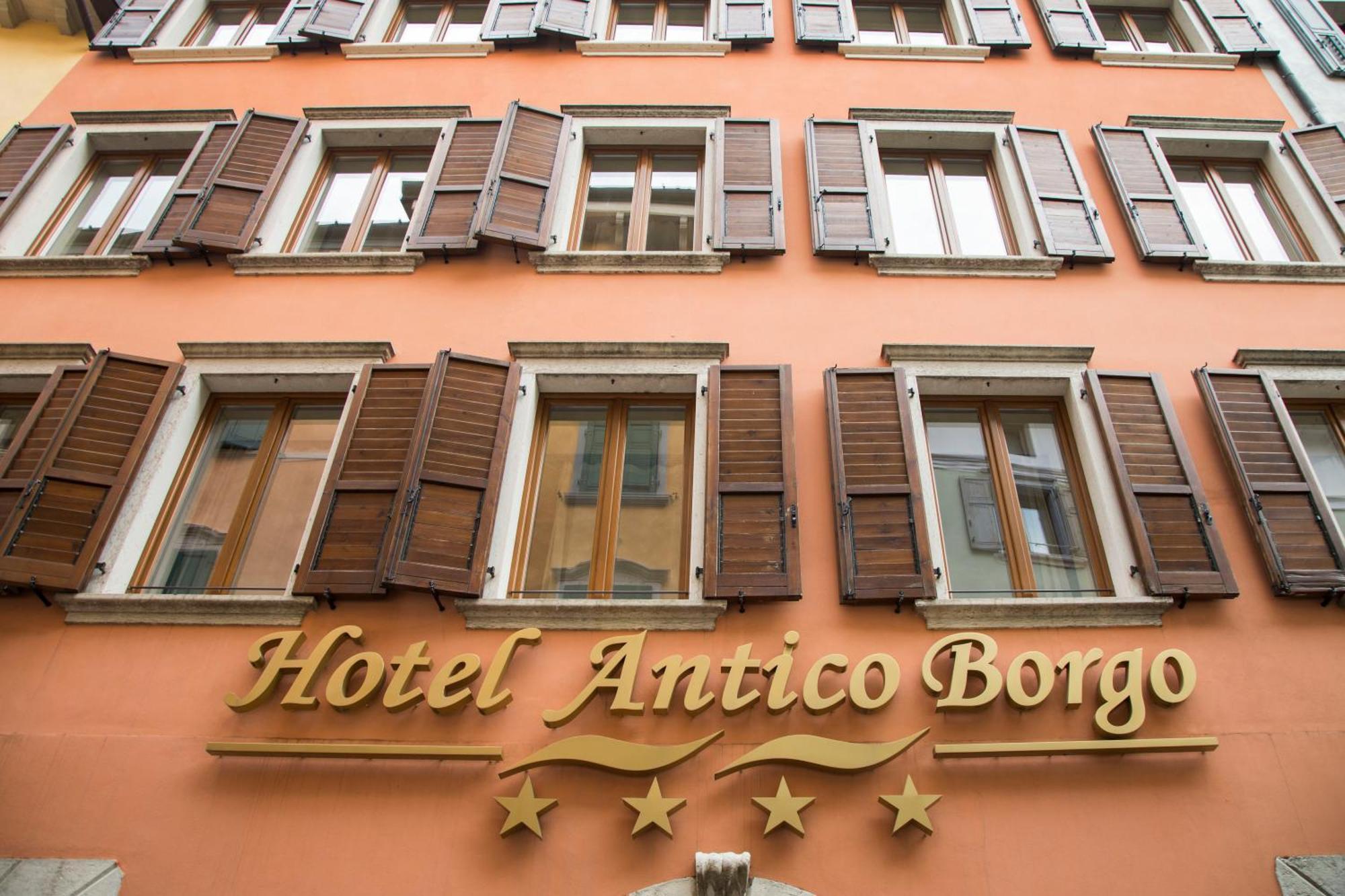 Antico Borgo Hotel Riva del Garda