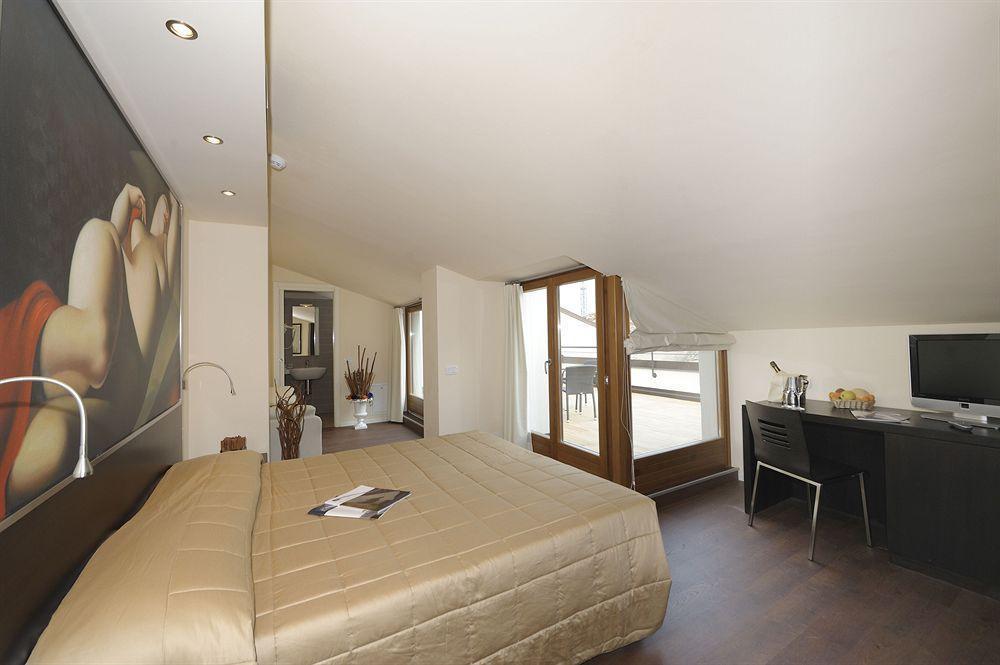 Hotel Antico Borgo Riva del Garda
